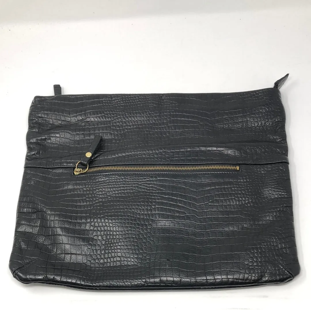 Vintage: Pietro Alessandro Black Oversized Croc Leather Foldover Envelope Clutch