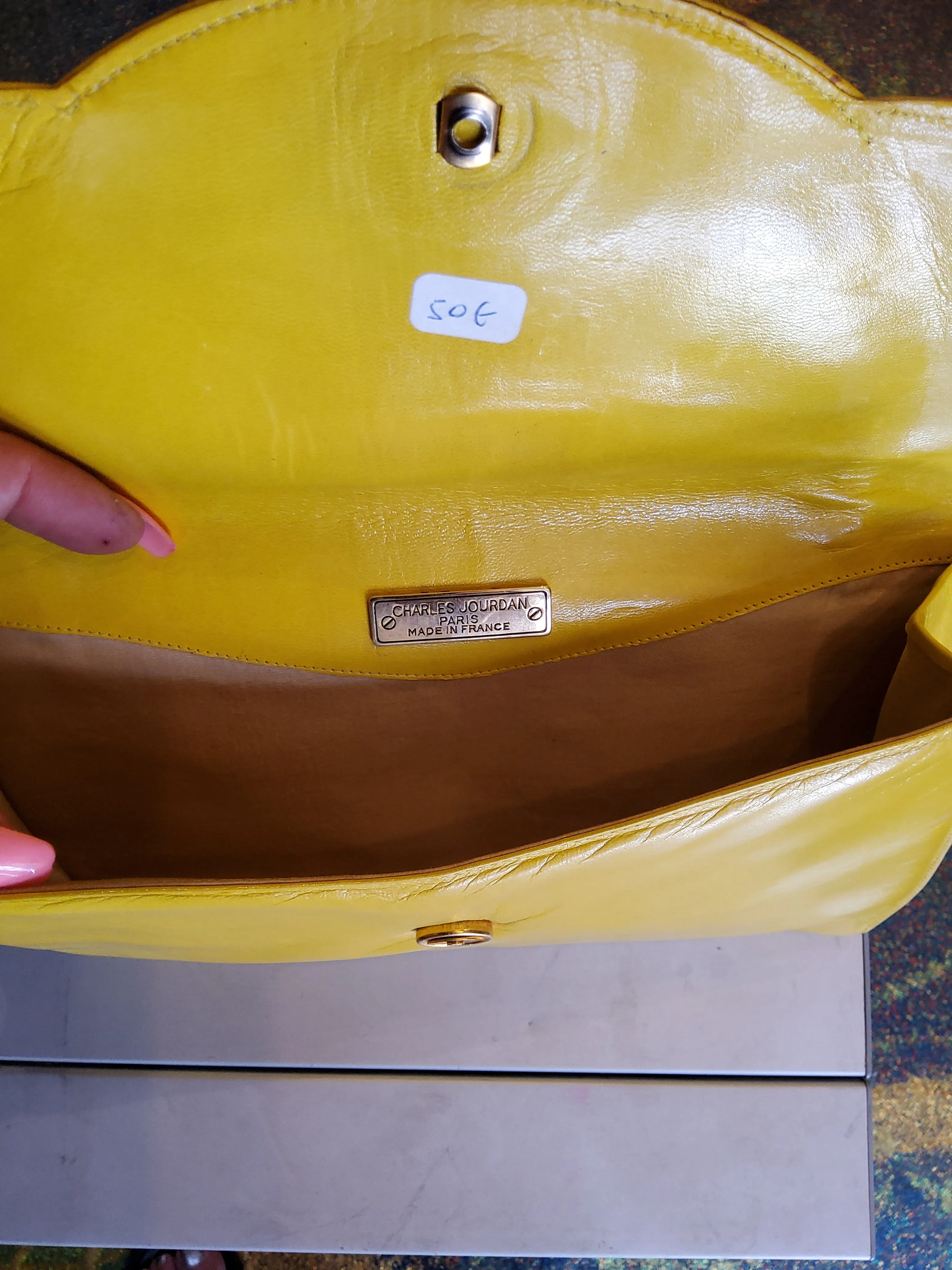 Women's clutch