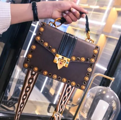 Women's Retro Vintage Crossbody Collection 2019 - CHIRA