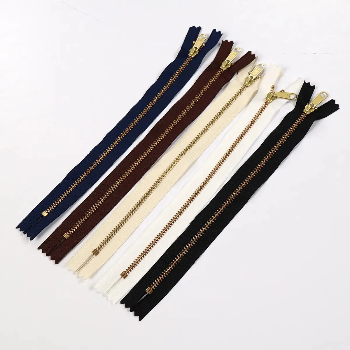 YKK 4.5 Brass Bag Zipper Long Pull 9 Inch