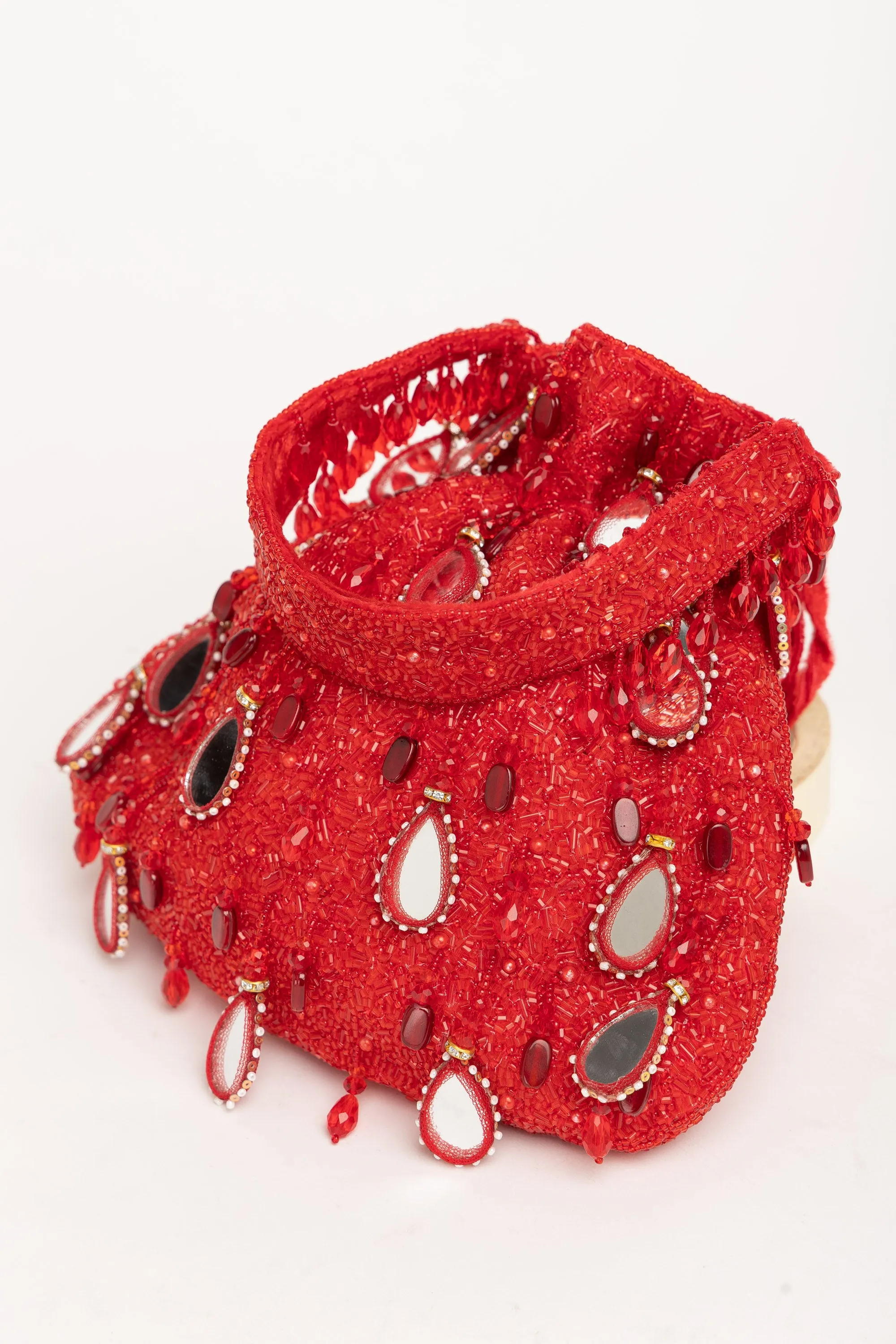 Zuri Potli – Red